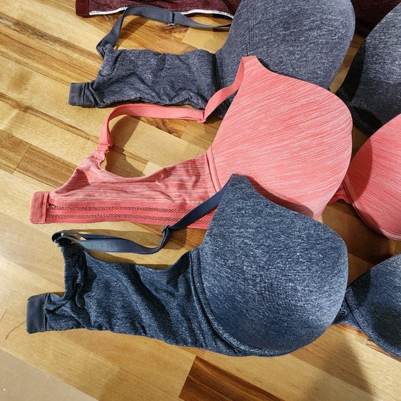 Victorias Secret Bras Lot of 4 Size 36C Preowned - Picture 4 of 9